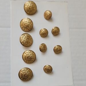 Vintage Gold-Tone Replacement Buttons crown and shield design Set Of 11